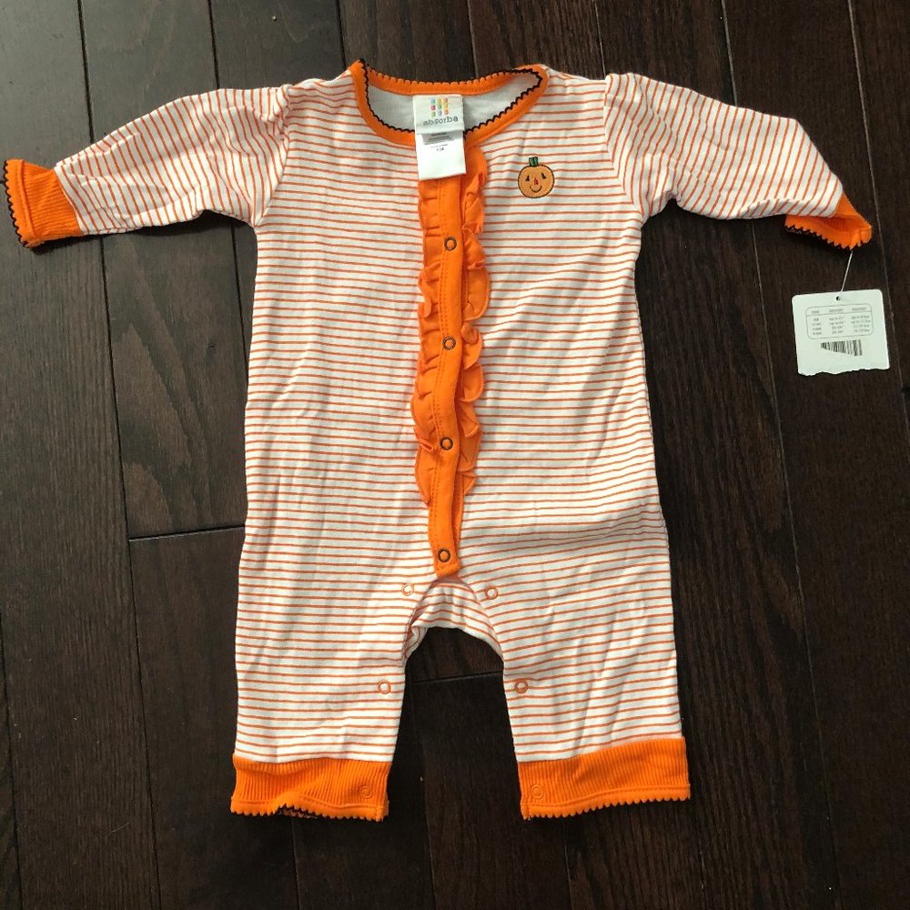 NWT: 0-3m Halloween Onesie